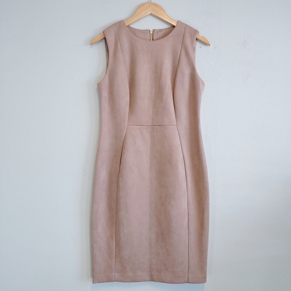 Calvin Klein Faux Suede Sheath Slim Fit Dress Sz 8 Career Evening Cocktails - Picture 2 of 11